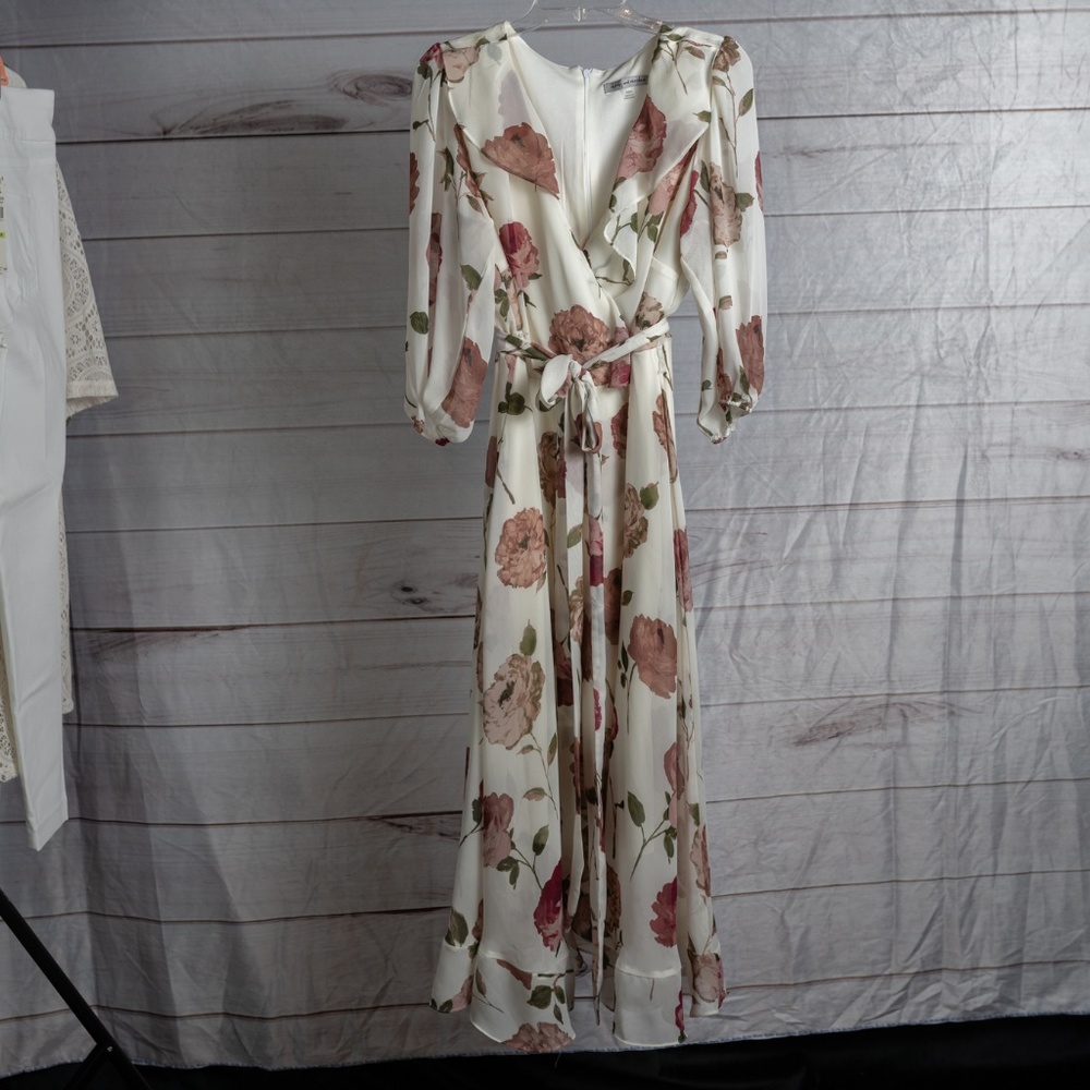 BEAUTIFUL Flowy Dress